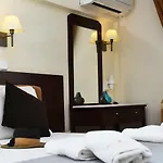 Phaistos Otel Tolón