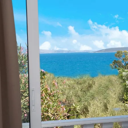Phaistos Hotel
