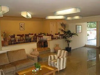 Phaistos Hotell
