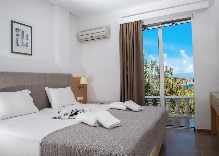 Phaistos 2* טולון